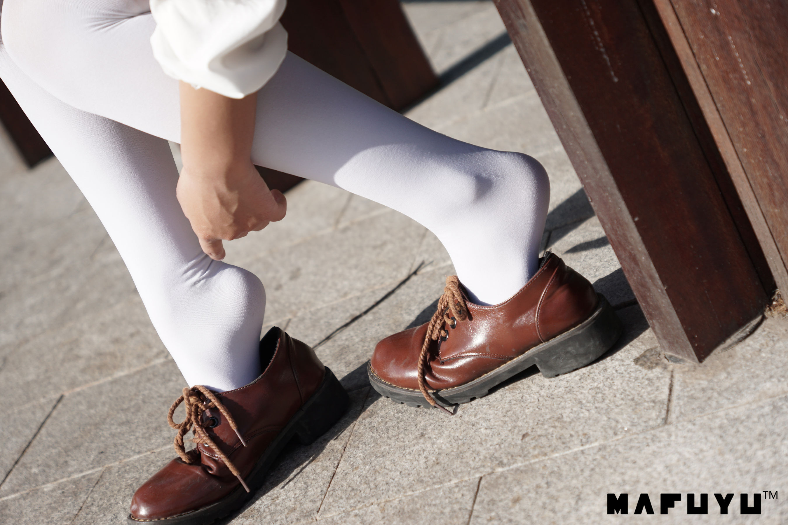 神楽坂真冬《少女と自然と白い靴下系列》 [福利COSPLAY] 写真集